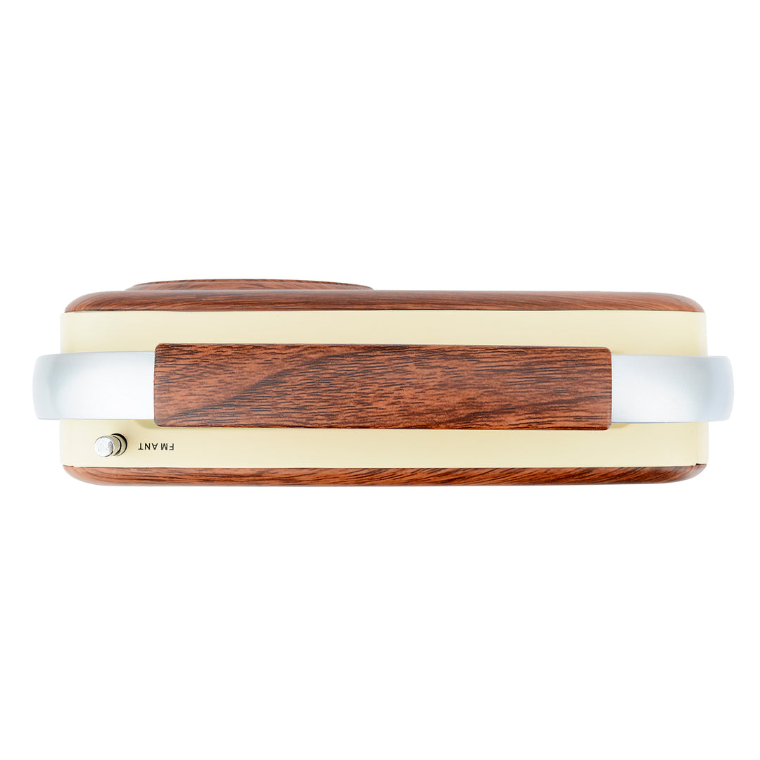 Portable Retro Radio 

with Built-in Rechargeable Battery