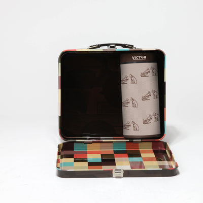 Bluetooth<sup>®</sup> Speaker Bonus Pack Includes Exclusive Metal Retro Lunch Box